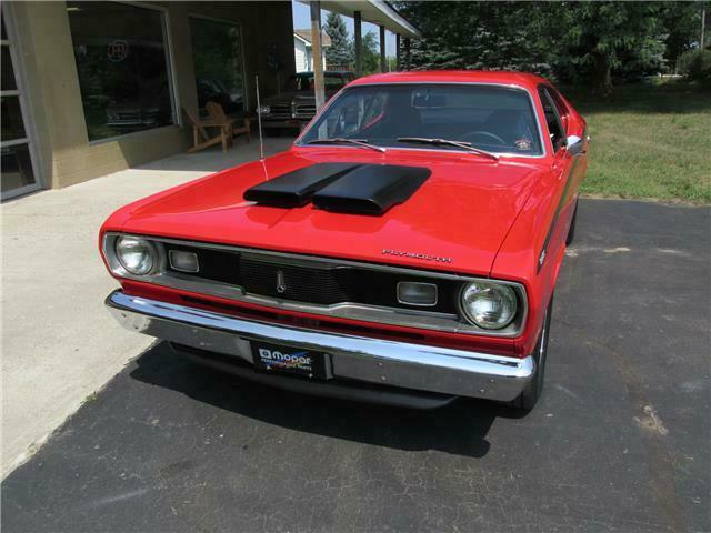 Plymouth Duster 1970 image number 1