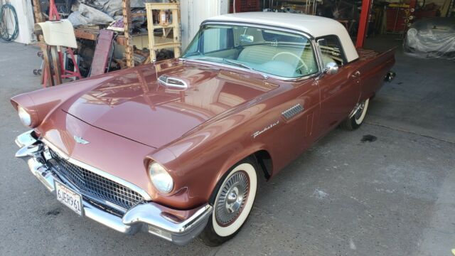 Ford Thunderbird 1957 image number 2