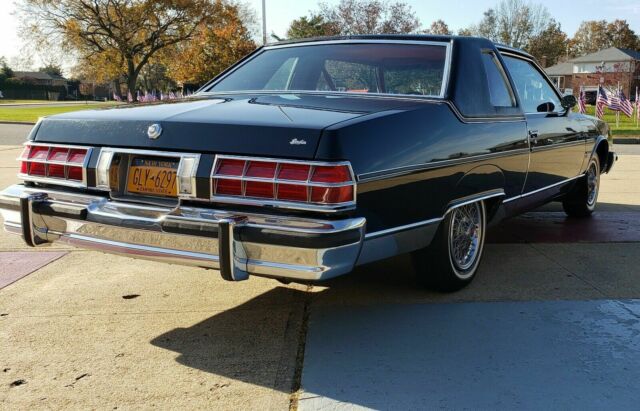 Pontiac Bonneville Brougham 1978 image number 27