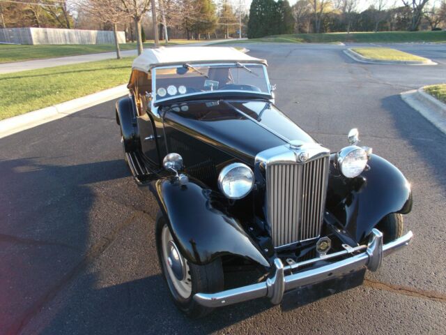 MG T-Series 1950 image number 20