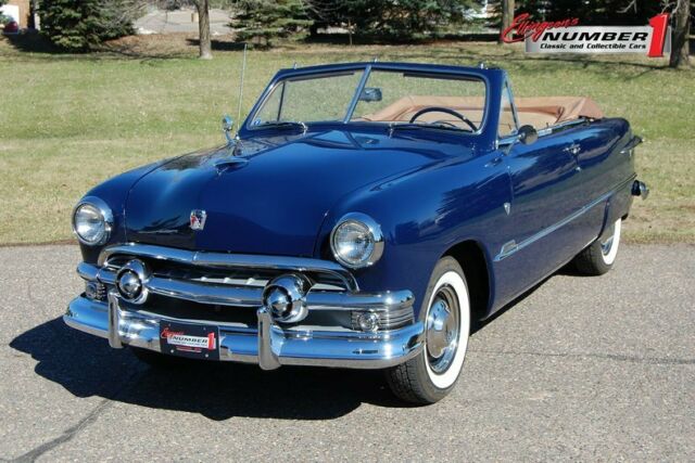 Ford Custom 2DR Convertible 1951 image number 1