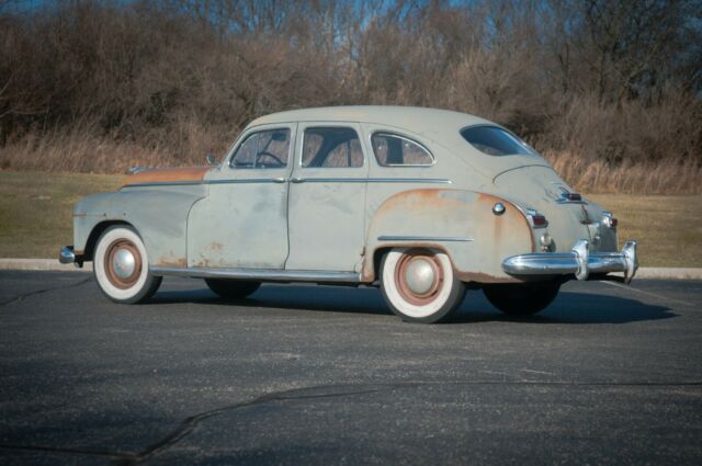 Dodge Custom Series D-22 1947 image number 1