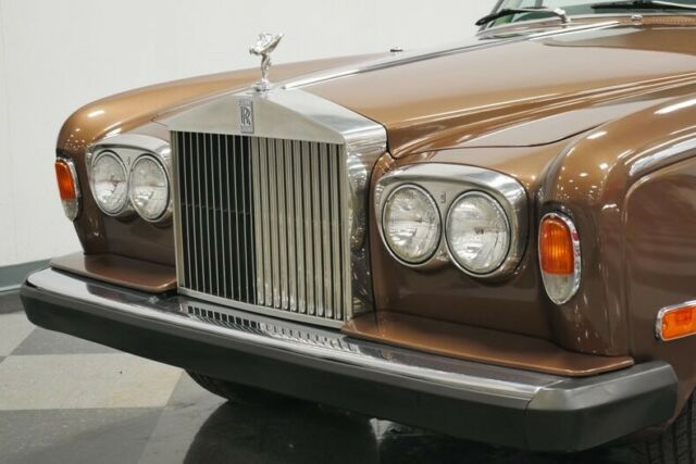 Rolls-Royce Silver Shadow 1975 image number 45