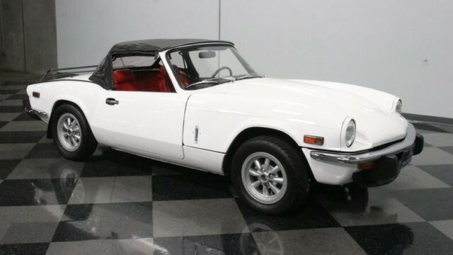 Triumph Spitfire 1977 image number 16