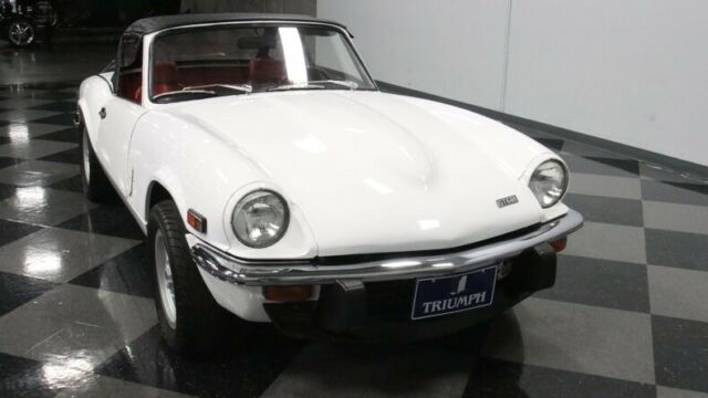 Triumph Spitfire 1977 image number 18