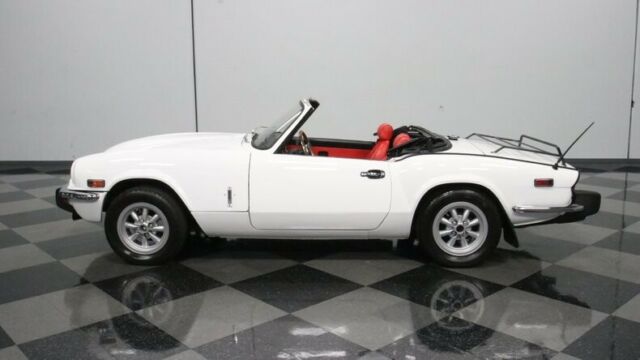 Triumph Spitfire 1977 image number 2