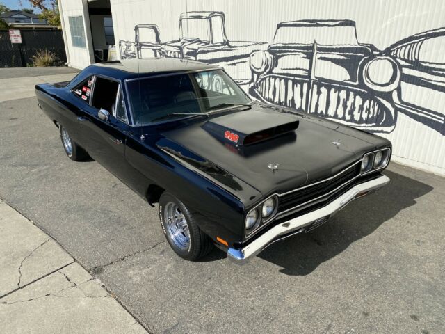 Plymouth Road Runner 1969 image number 15