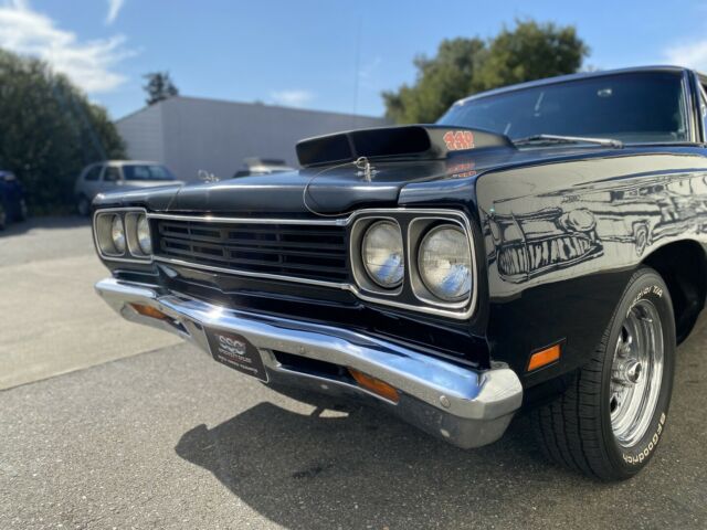 Plymouth Road Runner 1969 image number 20