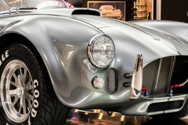 Shelby Cobra 1965 image number 47