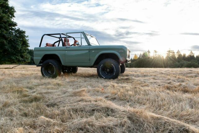 Ford Bronco 1970 image number 17