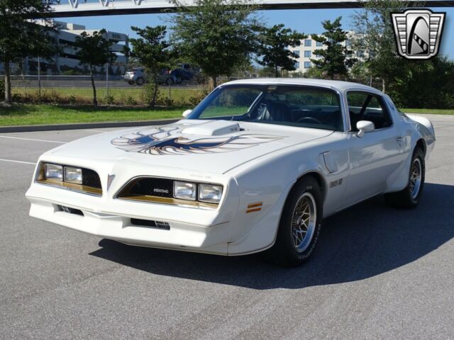 Pontiac Firebird Trans-Am 1978 image number 34