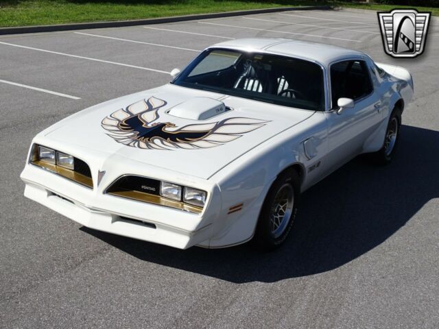 Pontiac Firebird Trans-Am 1978 image number 9