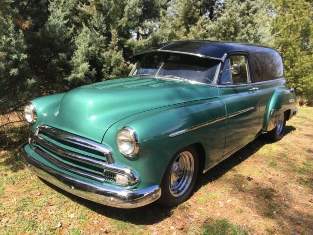 Chevrolet Sedan Delivery 1951 image number 0