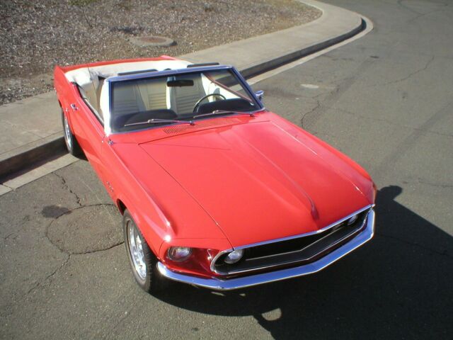 Ford Mustang 1969 image number 2