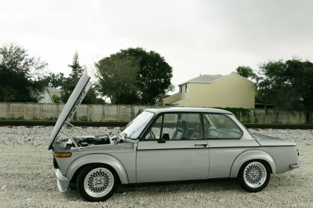 BMW 2002 1970 image number 10