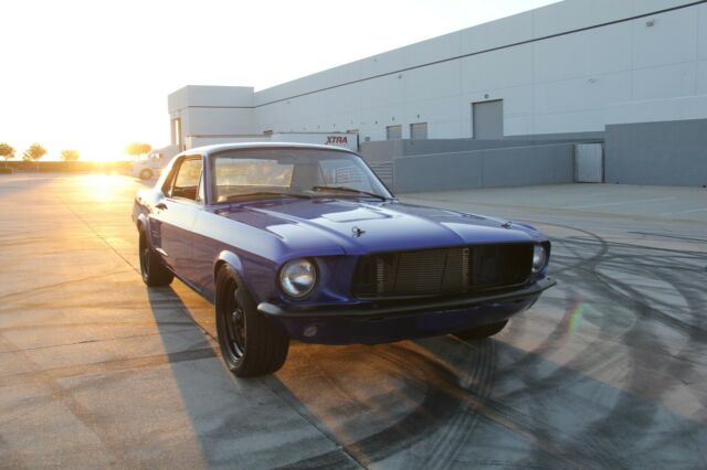 Ford Mustang 1967 image number 27