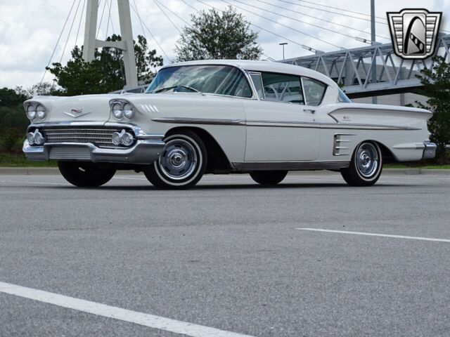 Chevrolet Impala 1958 image number 4