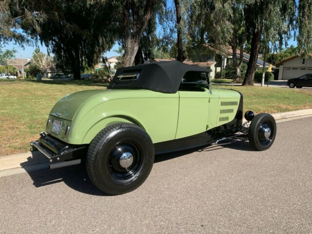 Ford Chopped Top 1932 image number 1