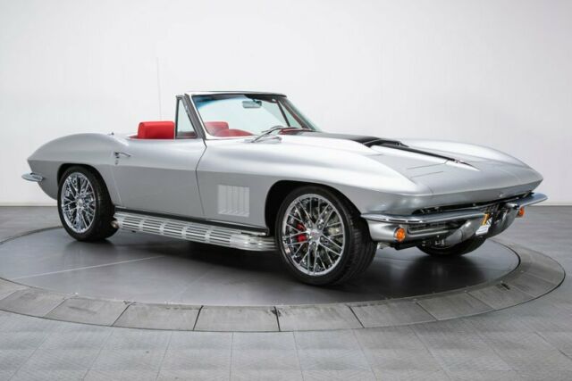 Chevrolet Corvette 1966 image number 10