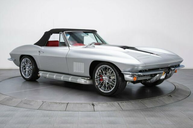 Chevrolet Corvette 1966 image number 11