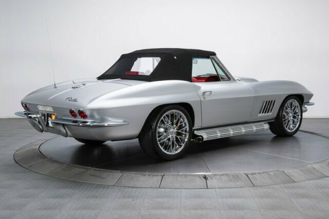 Chevrolet Corvette 1966 image number 33