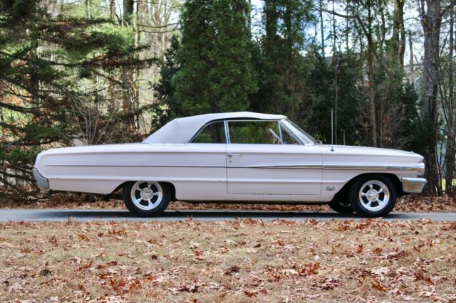 Ford Galaxie 1964 image number 43