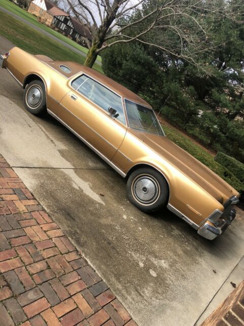 Lincoln Continental Mk IV 1974 image number 11