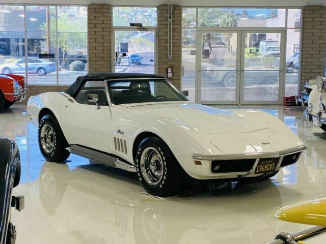 Chevrolet Corvette 1969 image number 27