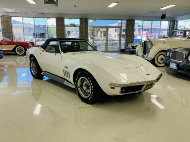 Chevrolet Corvette 1969 image number 32