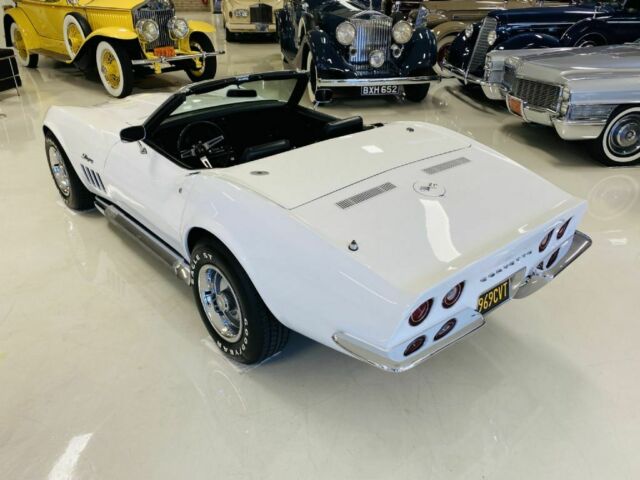 Chevrolet Corvette 1969 image number 45