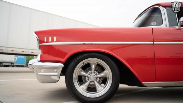 Chevrolet Bel Air/150/210 1957 image number 37