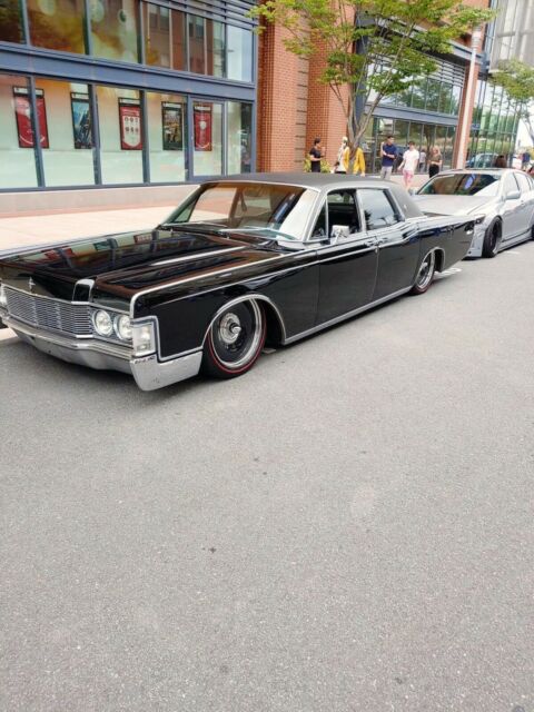 Lincoln Continental 1968 image number 0