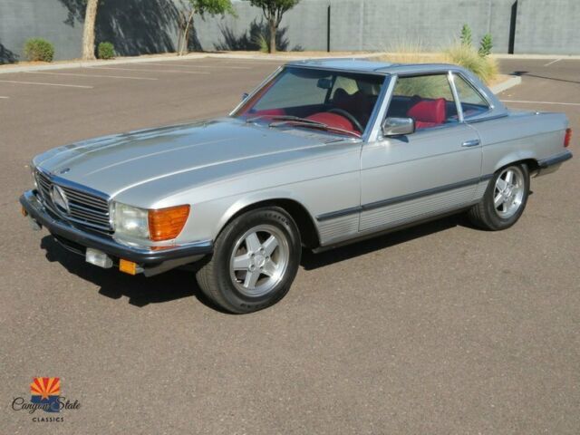 Mercedes-Benz SL-Class 1979 image number 15