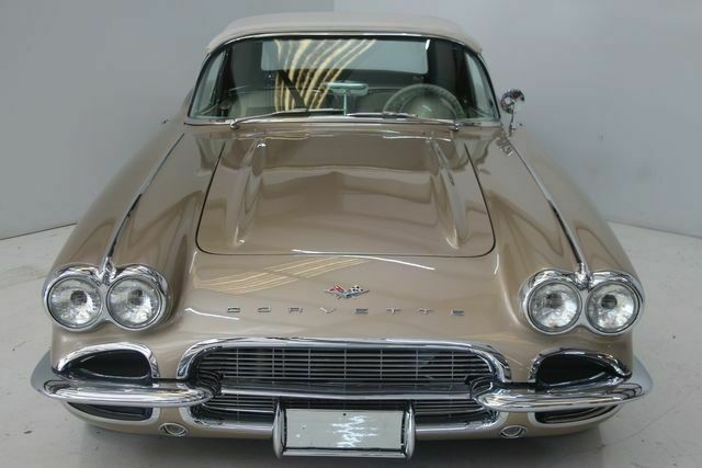 Chevrolet Corvette 1961 image number 1