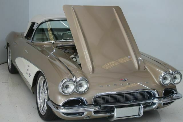 Chevrolet Corvette 1961 image number 36