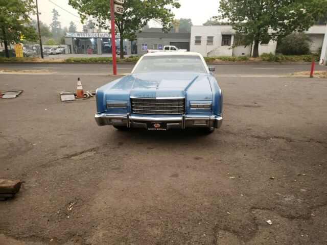 Lincoln Continental 1973 image number 41