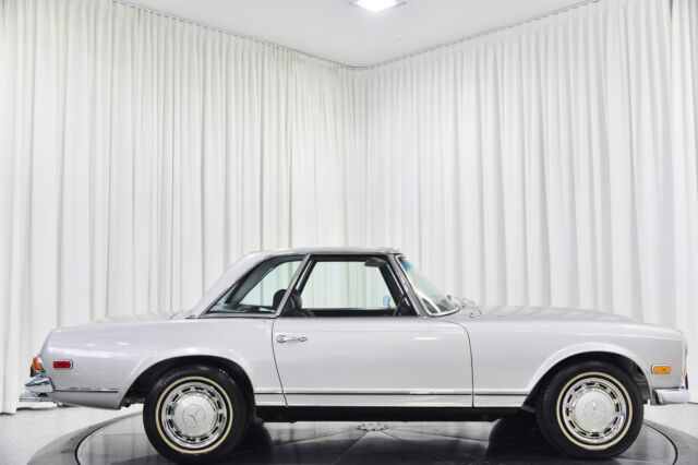 Mercedes-Benz SL-Class 1971 image number 15