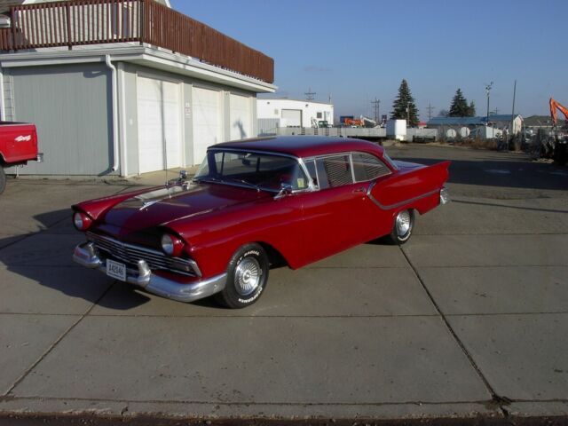 Ford Fairlane 1957 image number 15