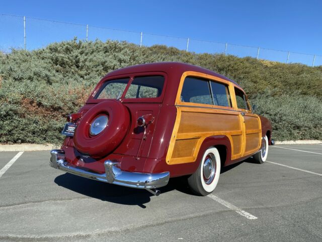 Ford Custom Deluxe Woody 1950 image number 10