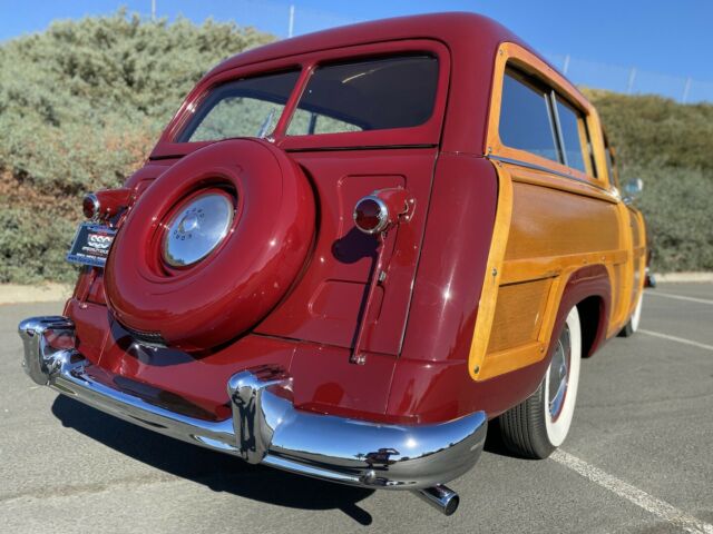 Ford Custom Deluxe Woody 1950 image number 9