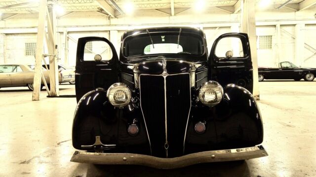 Ford 5 Window Coupe 1936 image number 27