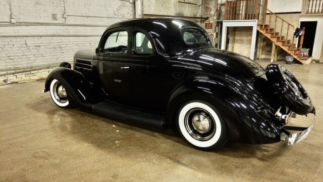 Ford 5 Window Coupe 1936 image number 30