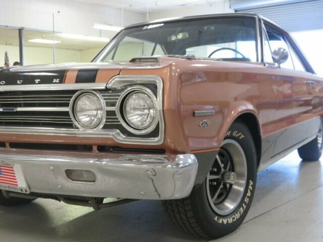 Plymouth GTX 1967 image number 26