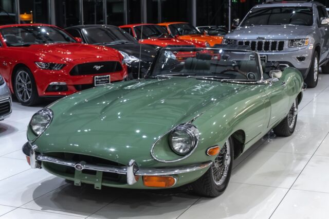 Jaguar XKE Series II Roadster 1970 image number 18