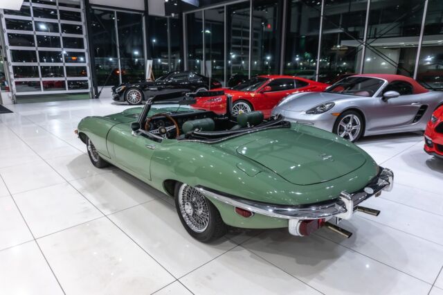 Jaguar XKE Series II Roadster 1970 image number 20