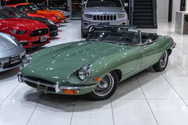 Jaguar XKE Series II Roadster 1970 image number 27