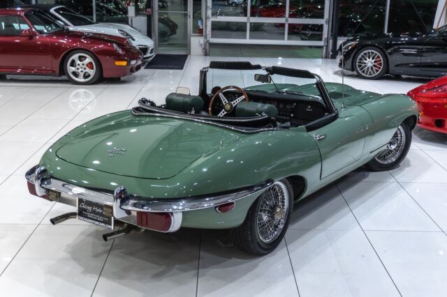 Jaguar XKE Series II Roadster 1970 image number 33