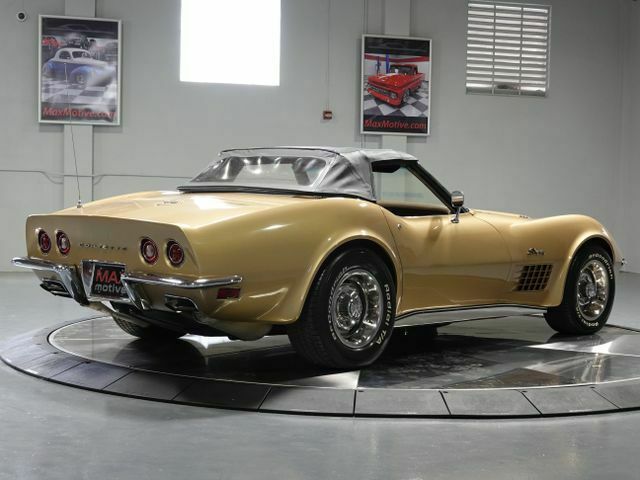 Chevrolet Corvette 1971 image number 13