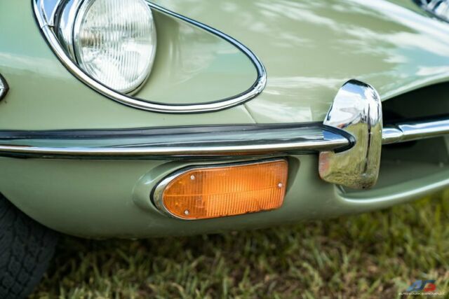 Jaguar E-Type 1970 image number 15