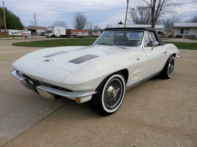 Chevrolet Corvette 1963 image number 0